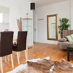 Uthman Berlin-neukoelln * Berlín