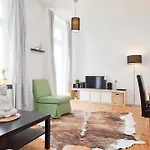 Uthman Berlin-neukoelln * Berlín