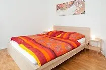 Uthman Berlin-neukoelln