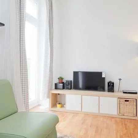 Uthman Berlin-neukoelln Berlino