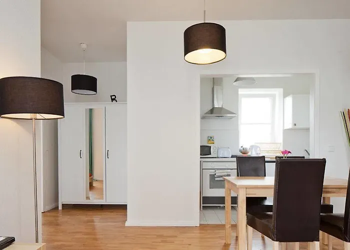 Uthman Berlin-neukoelln Apartman *